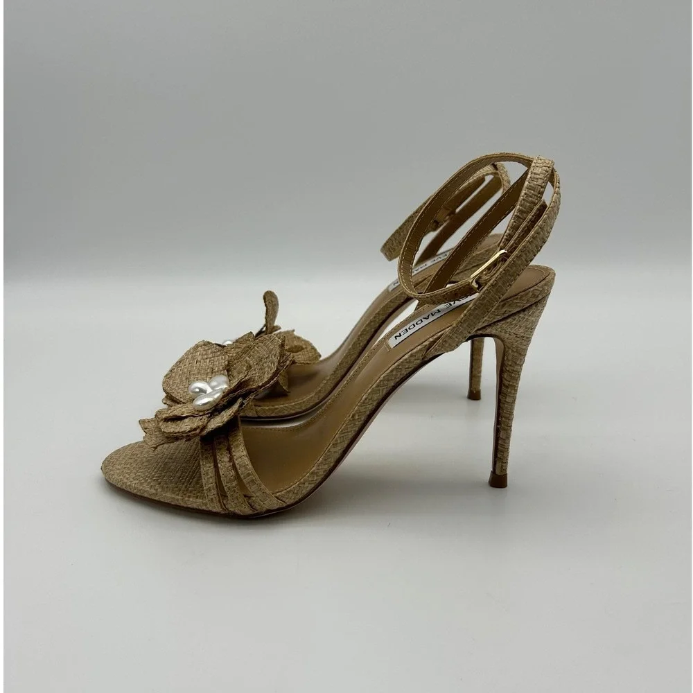 Steve Madden embrace textures